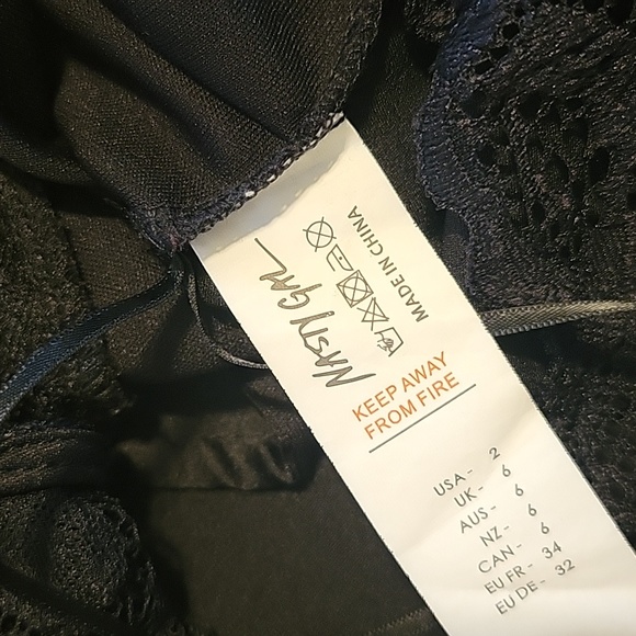 Nasty Gal black silky lace long sleeve crop top. Women's size 2. - Picture 4 of 4